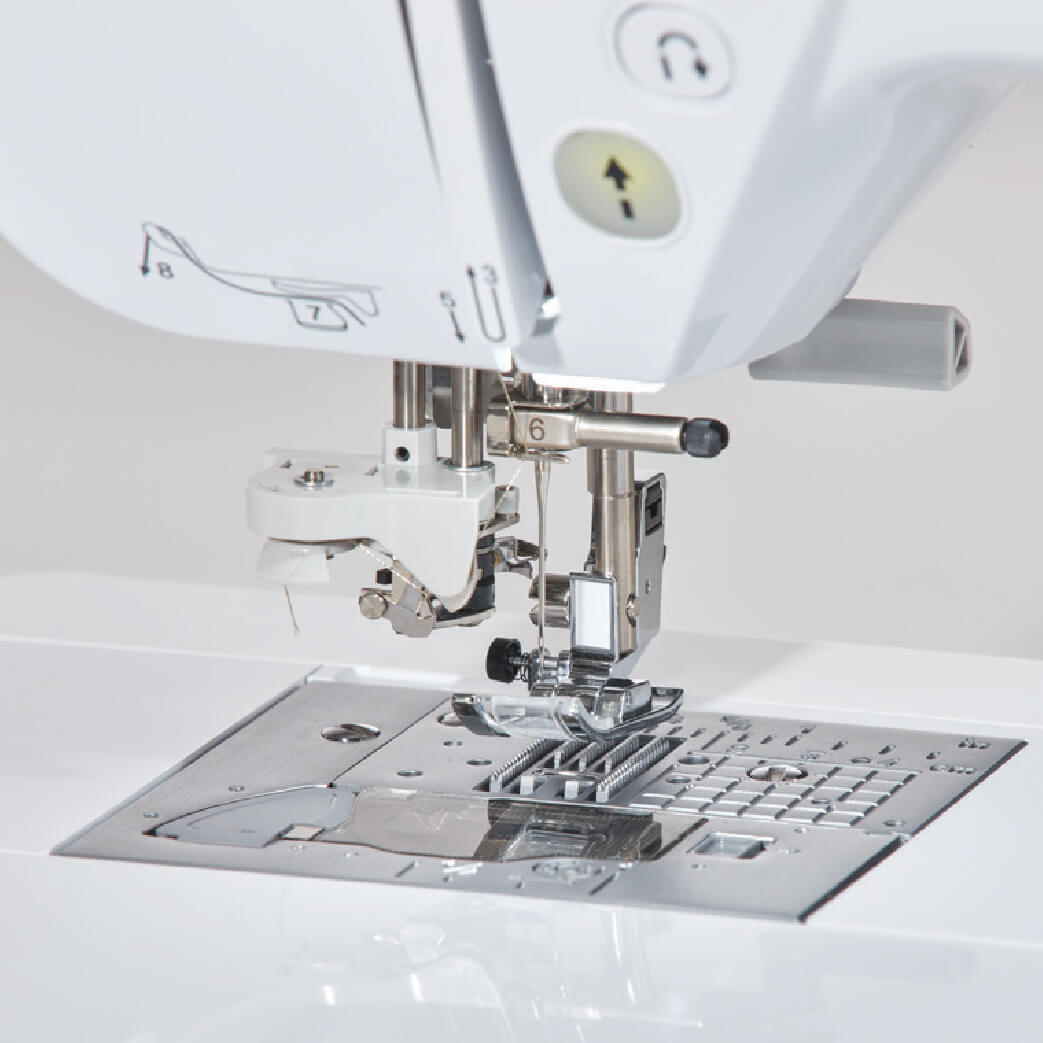 Web Images_NV880e Embroidery Machine - Features-04